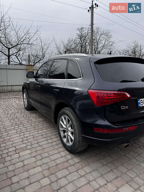 Позашляховик / Кросовер Audi Q5 2012 в Городку