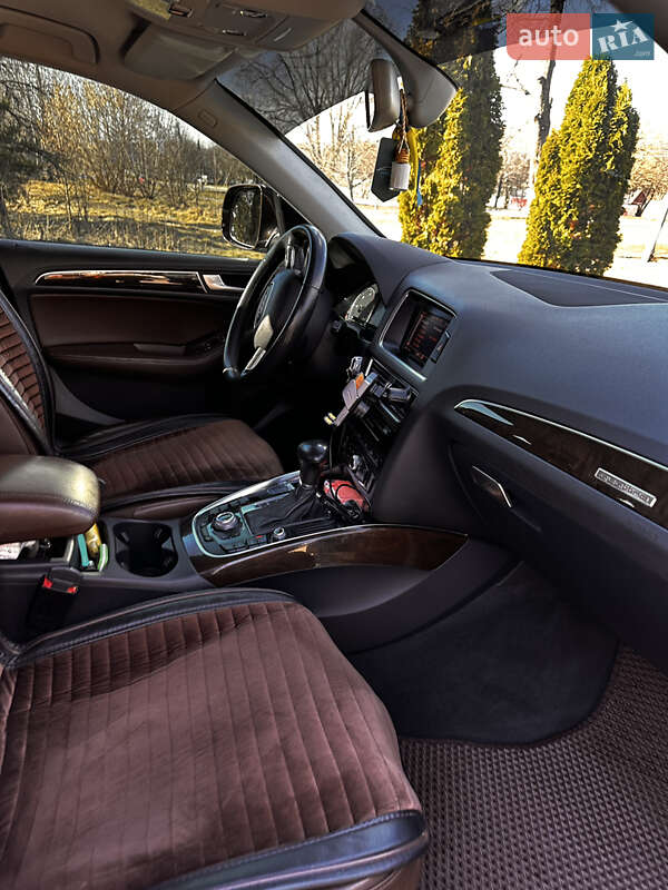 Внедорожник / Кроссовер Audi Q5 2013 в Прилуках