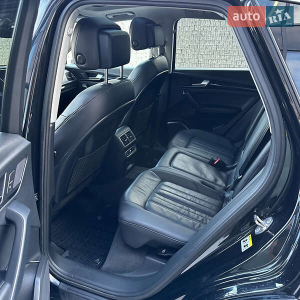 Внедорожник / Кроссовер Audi Q5 2018 в Луцке