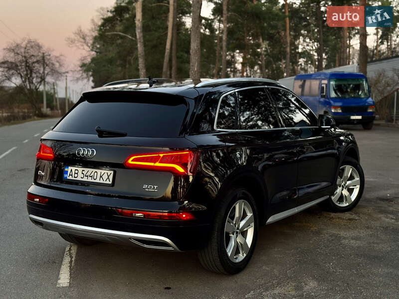 Позашляховик / Кросовер Audi Q5 2017 в Вінниці