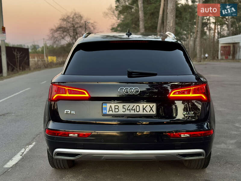 Позашляховик / Кросовер Audi Q5 2017 в Вінниці