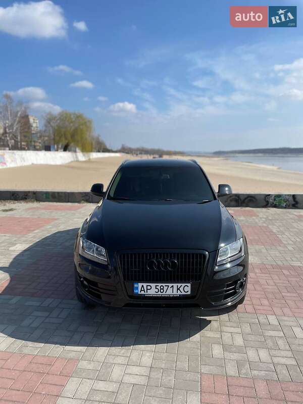 Внедорожник / Кроссовер Audi Q5 2011 в Запорожье
