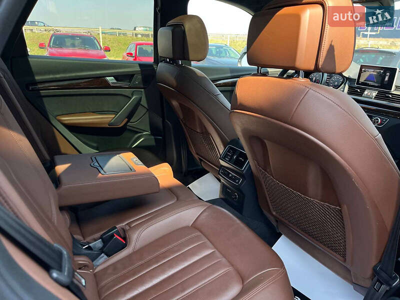 Позашляховик / Кросовер Audi Q5 2019 в Львові