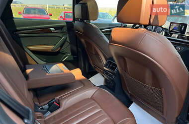 Внедорожник / Кроссовер Audi Q5 2019 в 