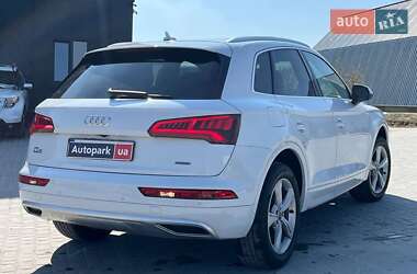 Внедорожник / Кроссовер Audi Q5 2019 в 