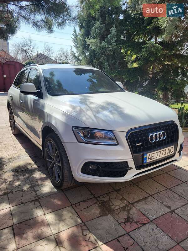 Внедорожник / Кроссовер Audi Q5 2015 в Днепре