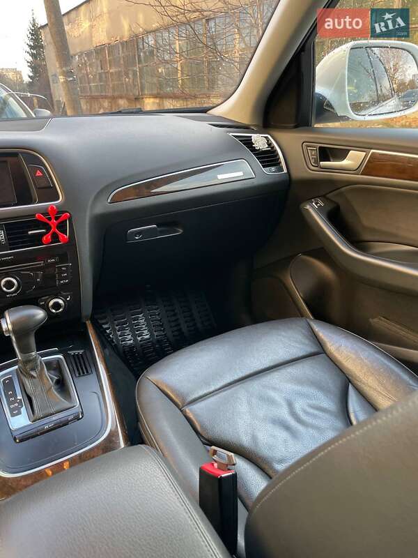 Внедорожник / Кроссовер Audi Q5 2012 в Львове
