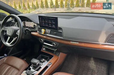 Позашляховик / Кросовер Audi Q5 2020 в 