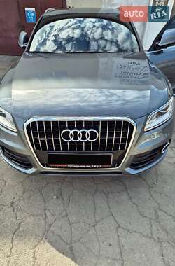 Внедорожник / Кроссовер Audi Q5 2015 в 