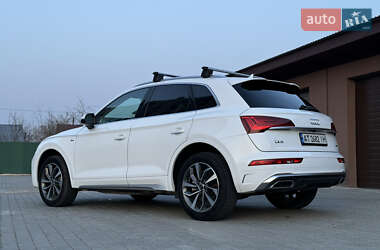 Внедорожник / Кроссовер Audi Q5 2022 в 