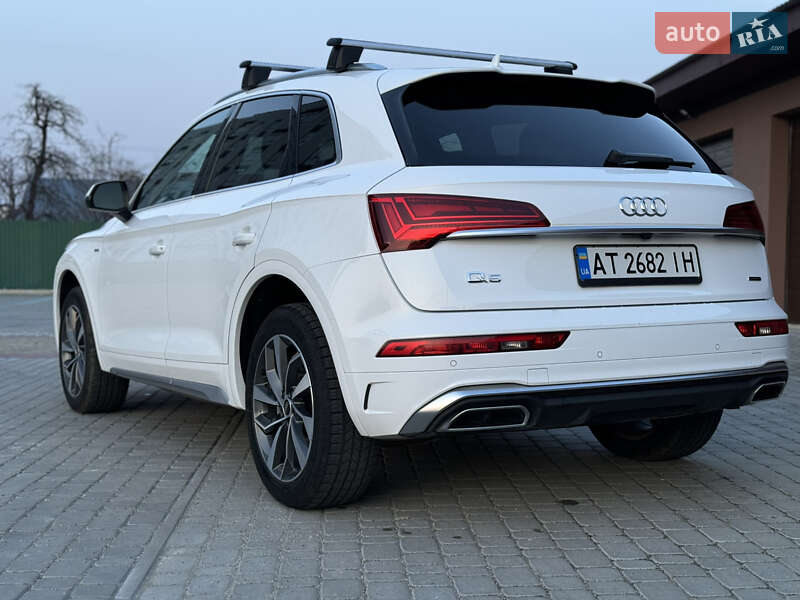 Внедорожник / Кроссовер Audi Q5 2022 в Надворной