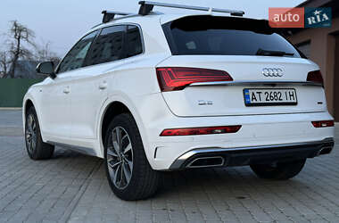 Внедорожник / Кроссовер Audi Q5 2022 в 