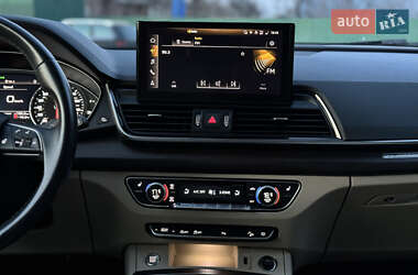 Внедорожник / Кроссовер Audi Q5 2022 в 