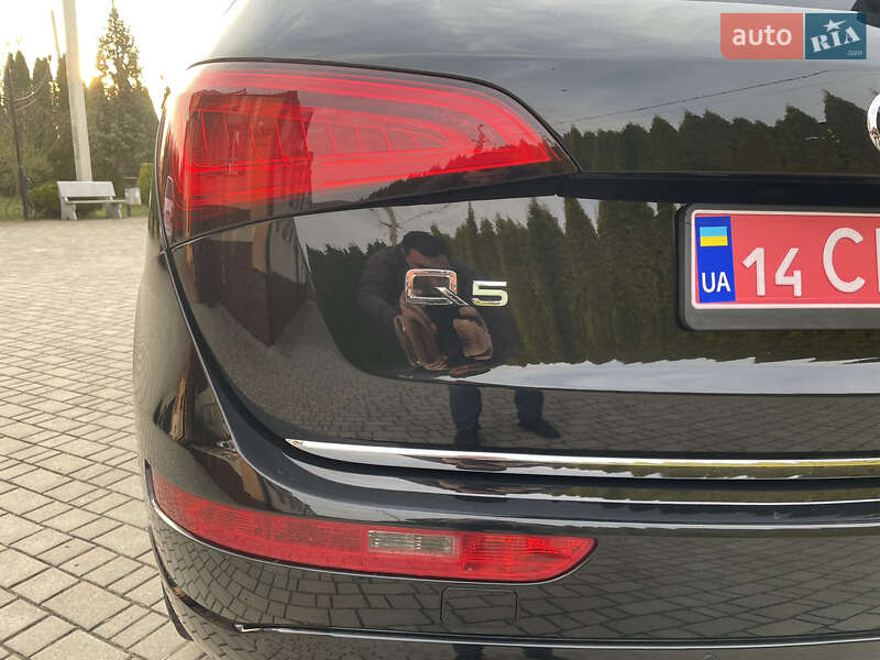 Позашляховик / Кросовер Audi Q5 2015 в Львові
