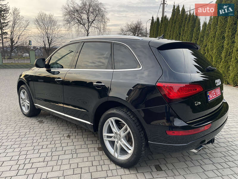Позашляховик / Кросовер Audi Q5 2015 в Львові