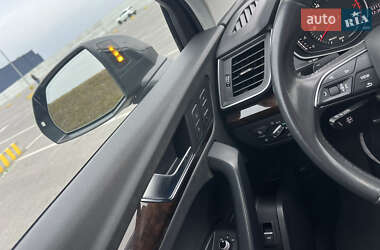 Внедорожник / Кроссовер Audi Q5 2019 в 