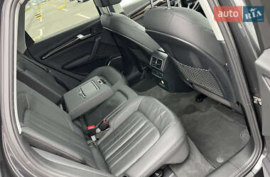 Внедорожник / Кроссовер Audi Q5 2019 в 