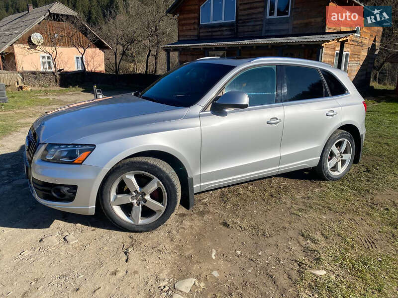 Внедорожник / Кроссовер Audi Q5 2010 в Верховине