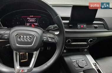 Внедорожник / Кроссовер Audi Q5 2020 в 