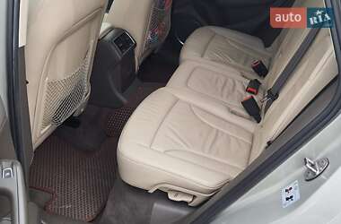 Внедорожник / Кроссовер Audi Q5 2013 в 