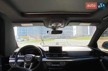 Внедорожник / Кроссовер Audi Q5 2020 в 