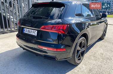 Внедорожник / Кроссовер Audi Q5 2020 в 