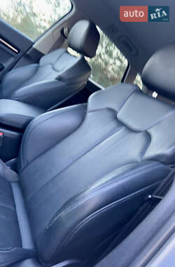 Позашляховик / Кросовер Audi Q5 2021 в 