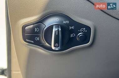 Внедорожник / Кроссовер Audi Q5 2015 в 