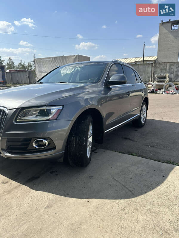 Внедорожник / Кроссовер Audi Q5 2012 в Шептицькому