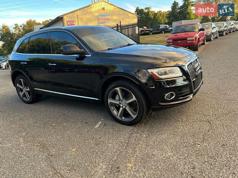 Позашляховик / Кросовер Audi Q5 2015 в Львові