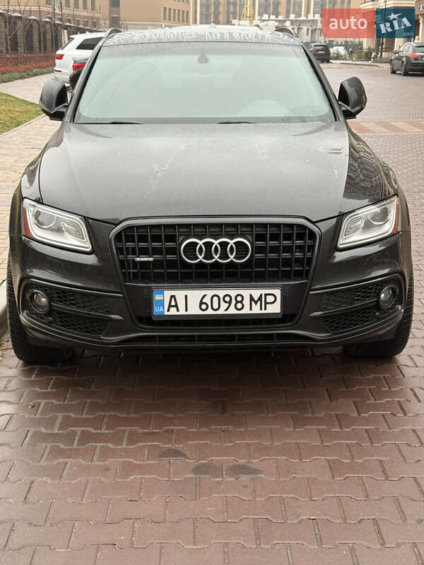Внедорожник / Кроссовер Audi Q5 2015 в 