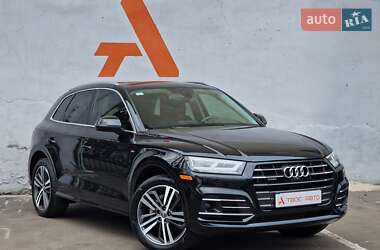 Внедорожник / Кроссовер Audi Q5 2019 в 