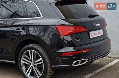 Внедорожник / Кроссовер Audi Q5 2019 в 