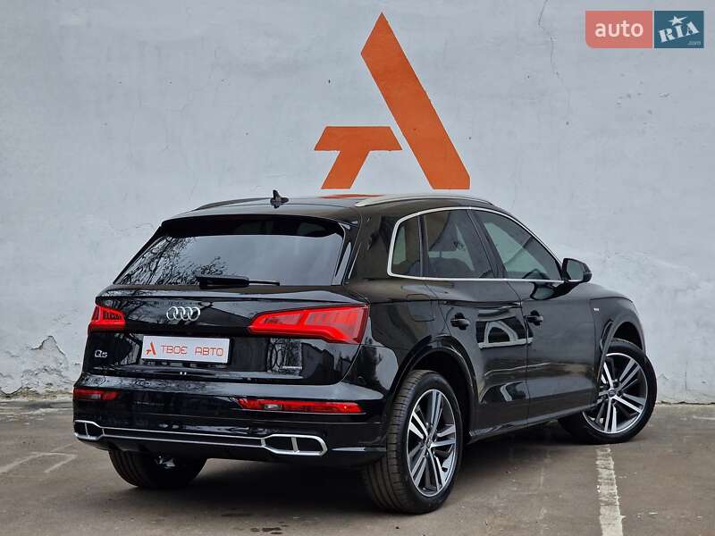 Внедорожник / Кроссовер Audi Q5 2019 в Одессе