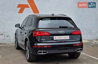 Внедорожник / Кроссовер Audi Q5 2019 в 