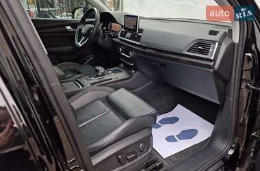 Внедорожник / Кроссовер Audi Q5 2019 в 