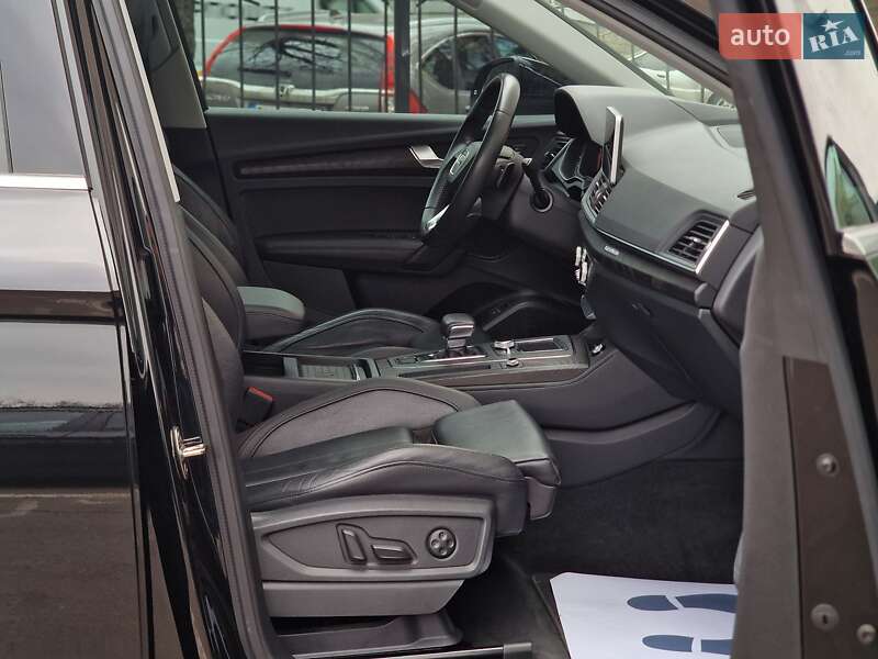 Внедорожник / Кроссовер Audi Q5 2019 в Одессе
