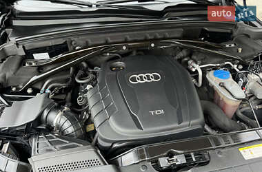 Позашляховик / Кросовер Audi Q5 2011 в 