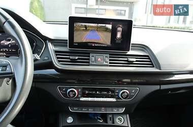 Внедорожник / Кроссовер Audi Q5 2018 в 
