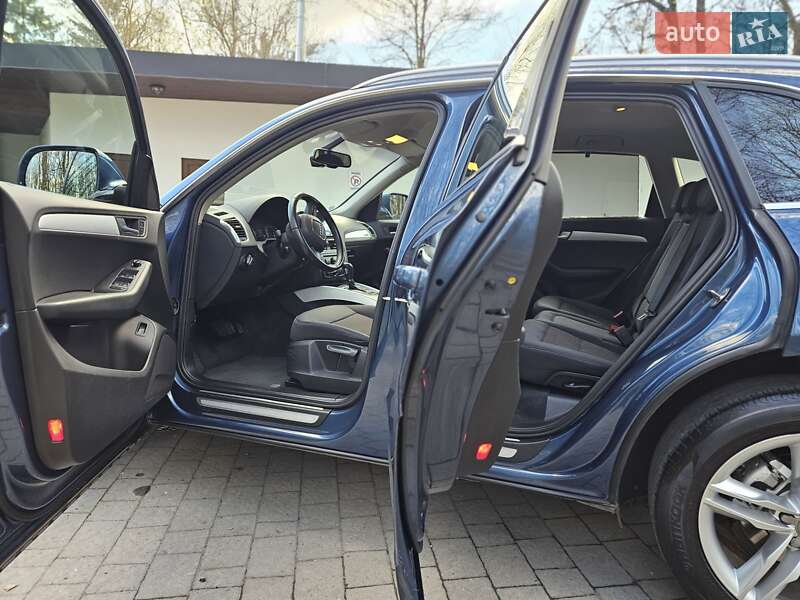 Внедорожник / Кроссовер Audi Q5 2008 в Ужгороде