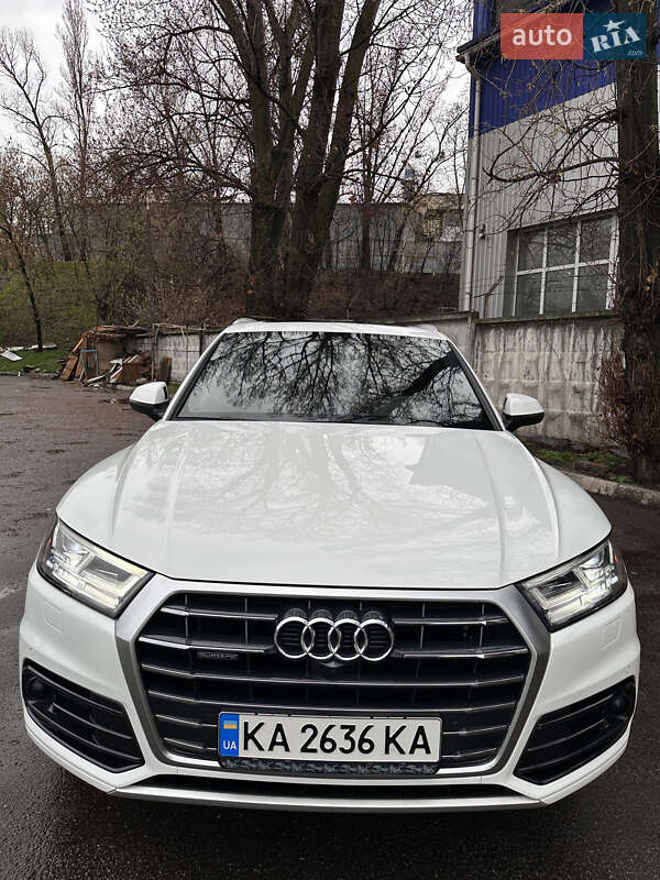 Внедорожник / Кроссовер Audi Q5 2017 в Киеве