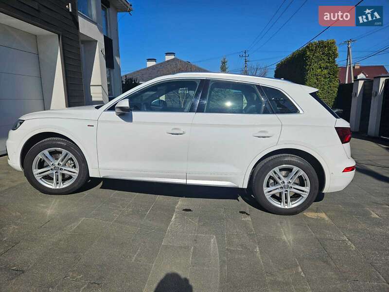 Внедорожник / Кроссовер Audi Q5 2020 в Киеве фото 15 Внедорожник / Кроссовер Audi Q5 2020 в Киеве