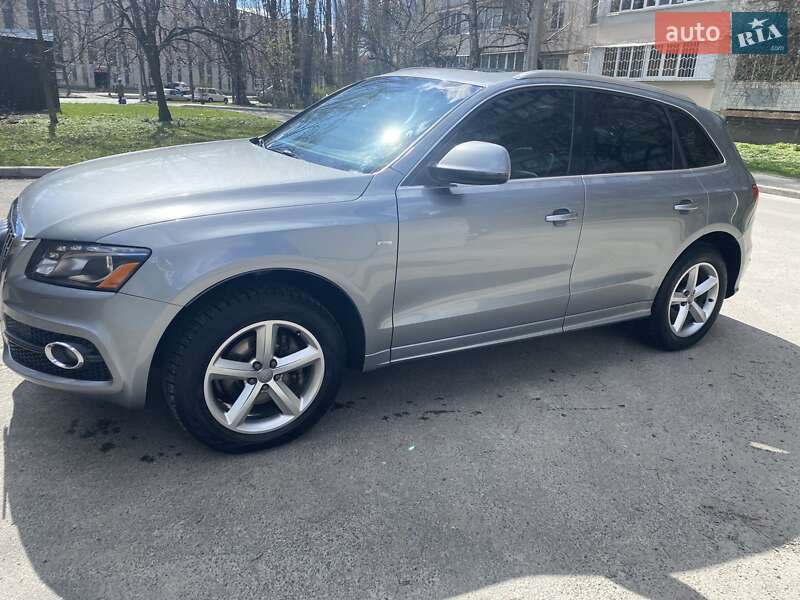 Внедорожник / Кроссовер Audi Q5 2009 в Киеве