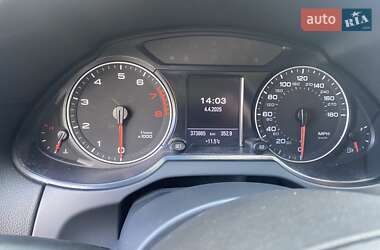 Позашляховик / Кросовер Audi Q5 2009 в 
