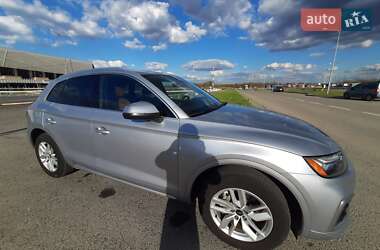 Внедорожник / Кроссовер Audi Q5 2022 в 
