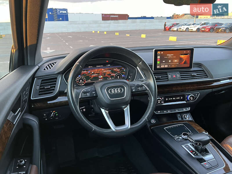 Внедорожник / Кроссовер Audi Q5 2017 в Львове