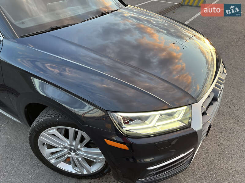 Внедорожник / Кроссовер Audi Q5 2017 в Львове