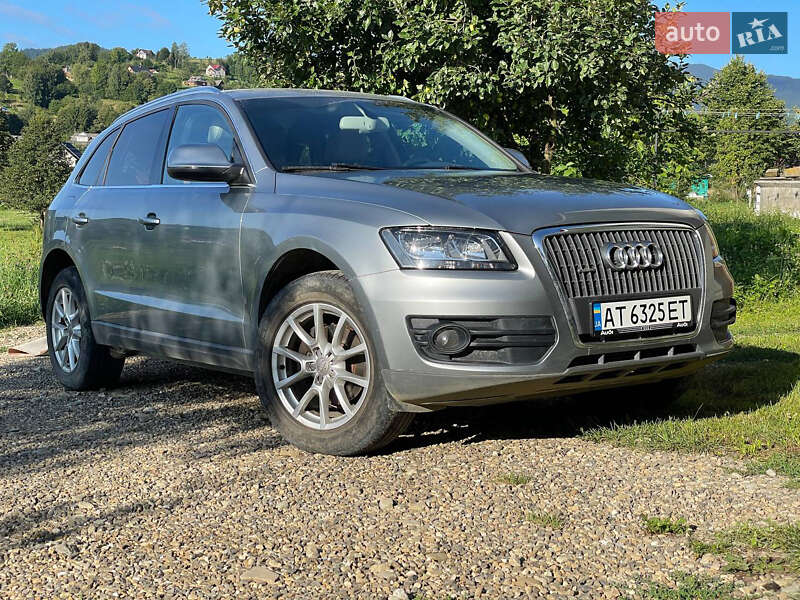 Внедорожник / Кроссовер Audi Q5 2011 в 