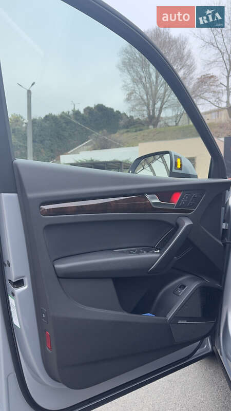 Внедорожник / Кроссовер Audi Q5 2017 в Одессе фото 16 Внедорожник / Кроссовер Audi Q5 2017 в Одессе