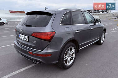 Внедорожник / Кроссовер Audi Q5 2016 в 
